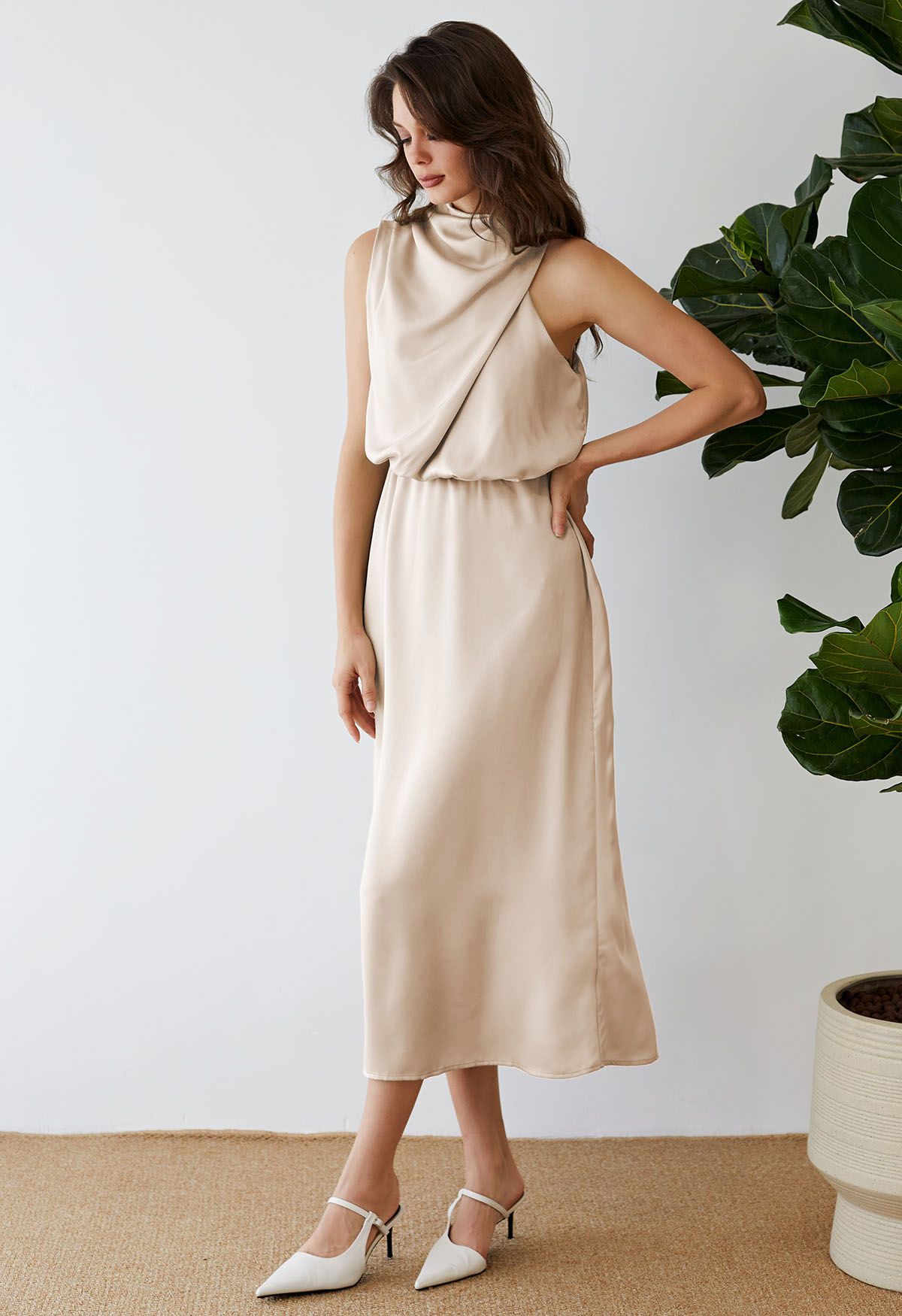 Apricot Asimetrik Midi Elbise