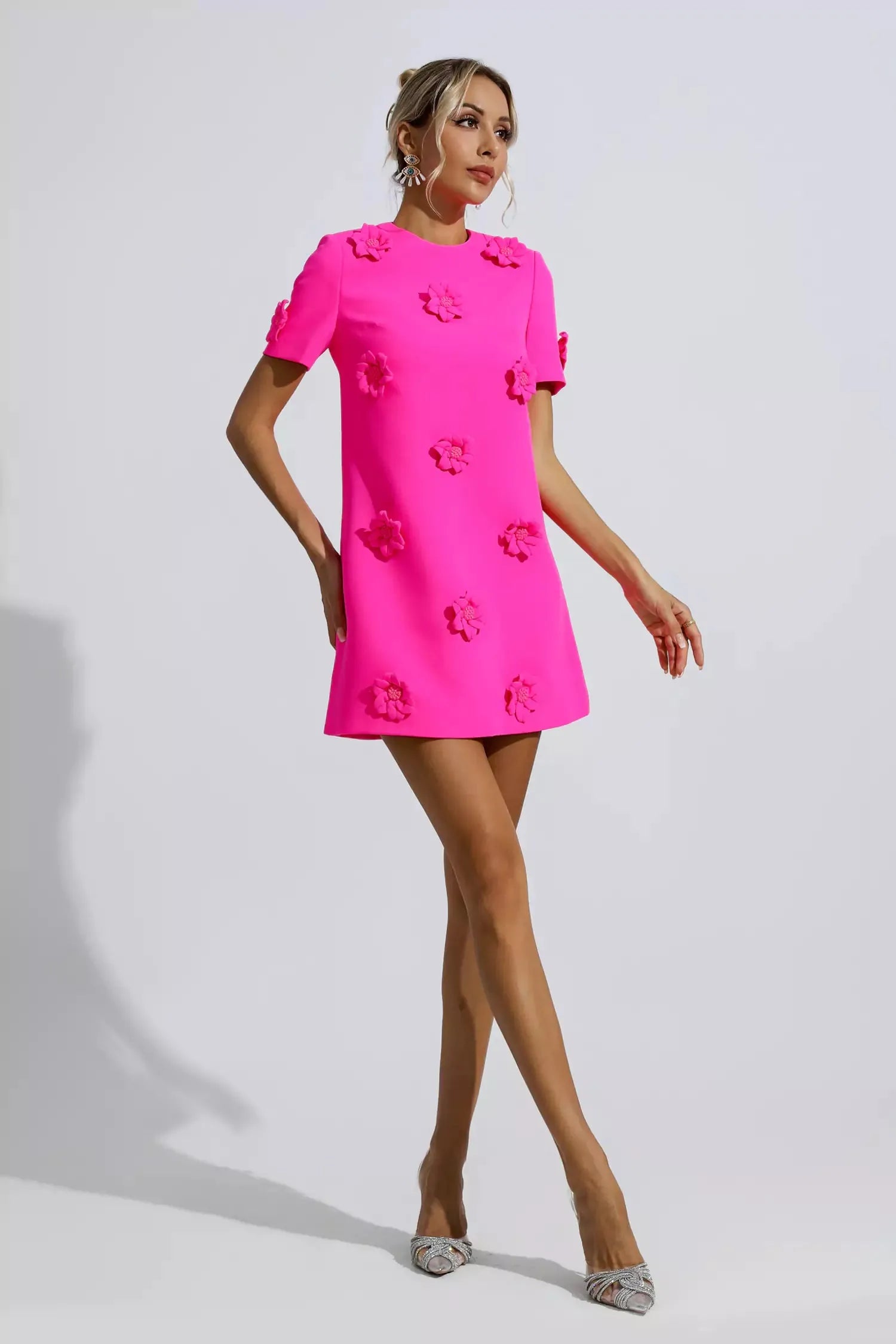 Alison Pembe Jakarlı Çiçekli Mini Elbise (Run Small)