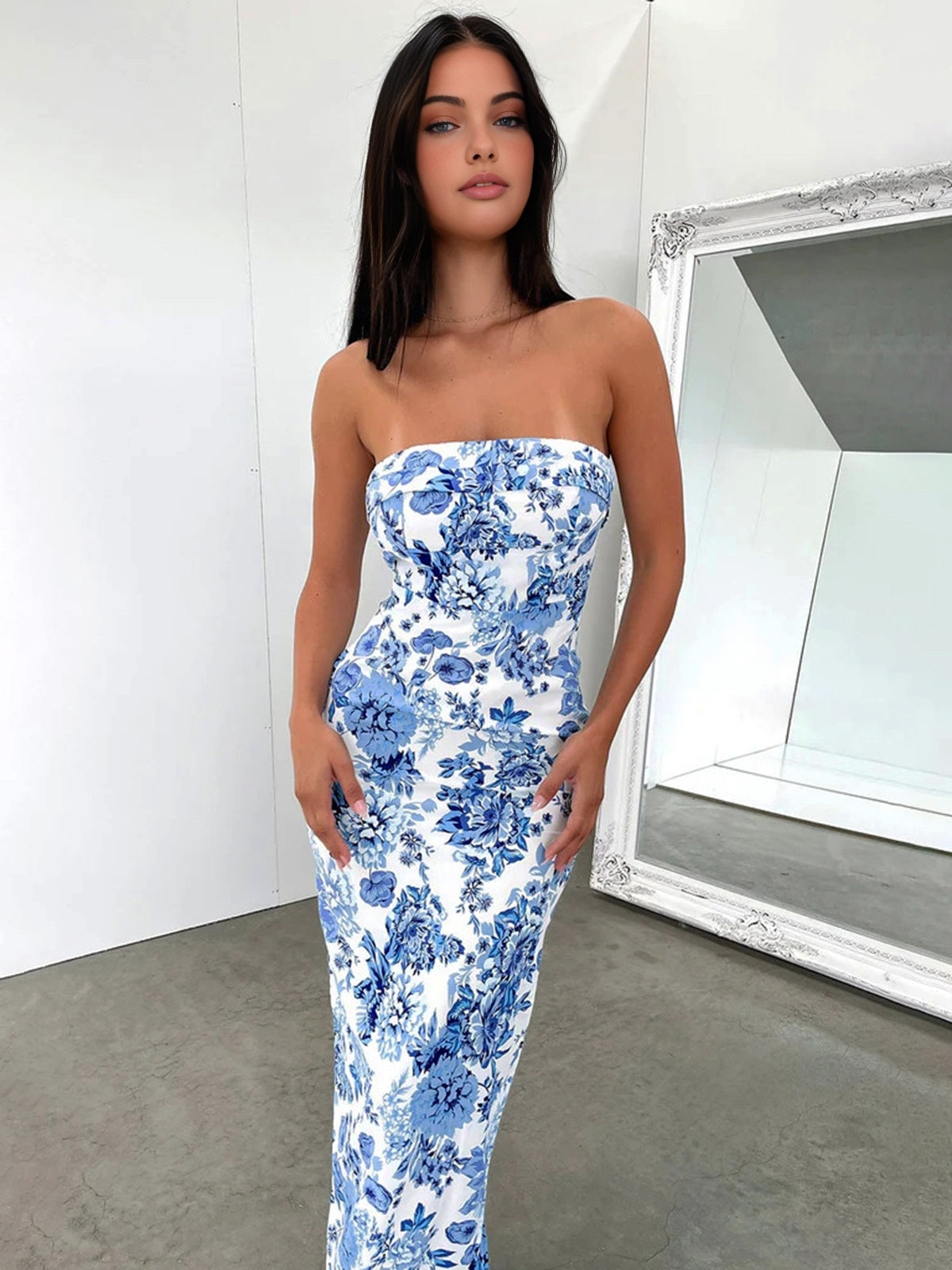 Floral Esintili Uzun Yırtmaçlı Elbise