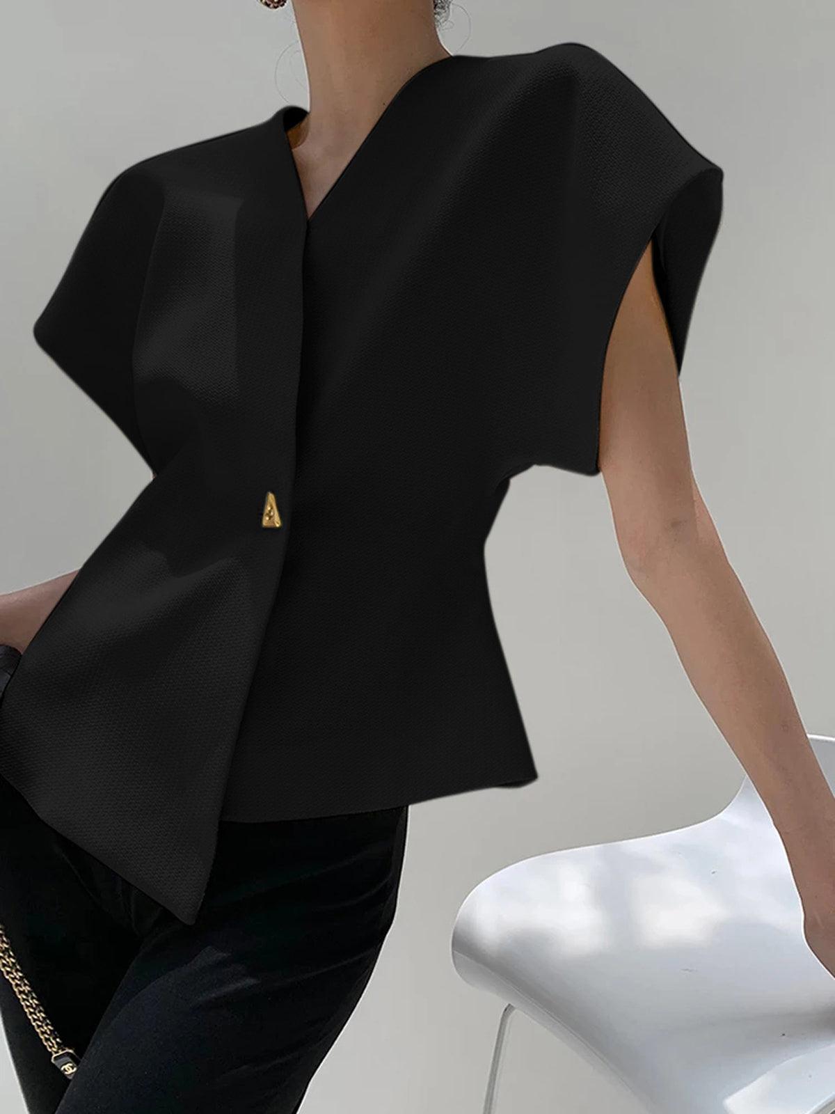Minimal Altın Detaylı Kolsuz Bluz