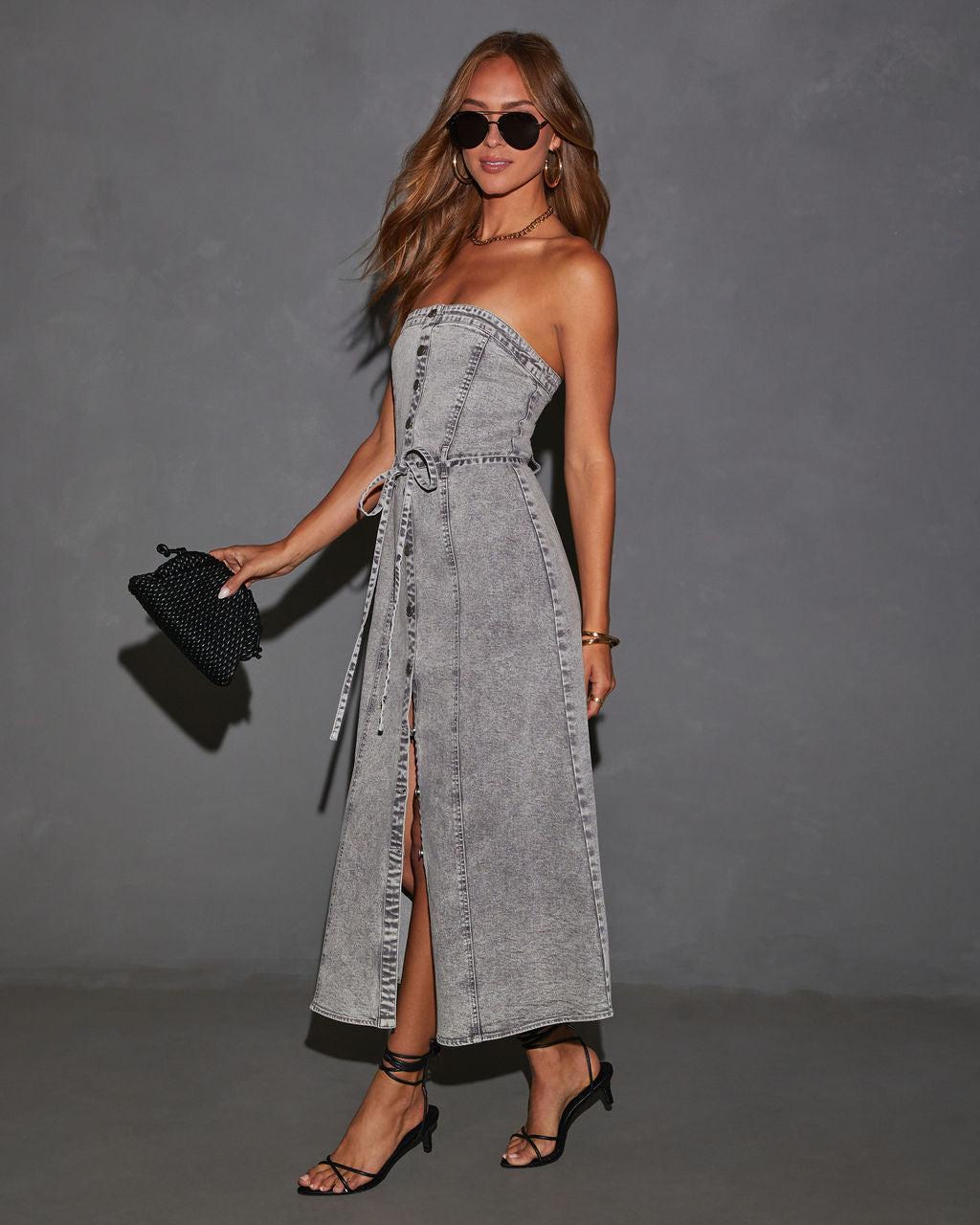 Peggy Önü Düğmeli Straplez Denim Midi Elbise