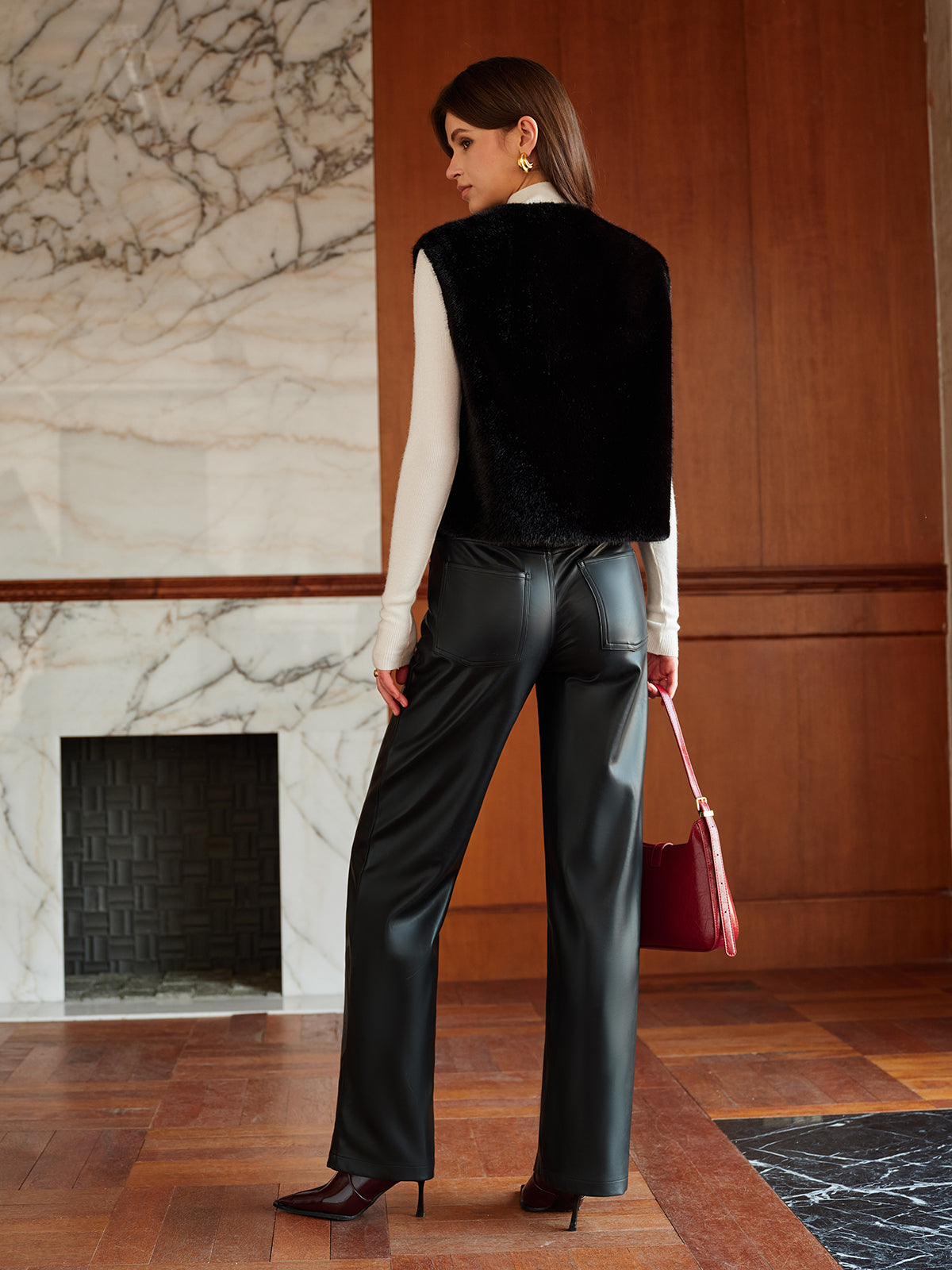 Velvet Elegance Yelek