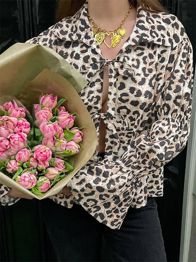 Leopar Desenli Bağlamalı Gömlek